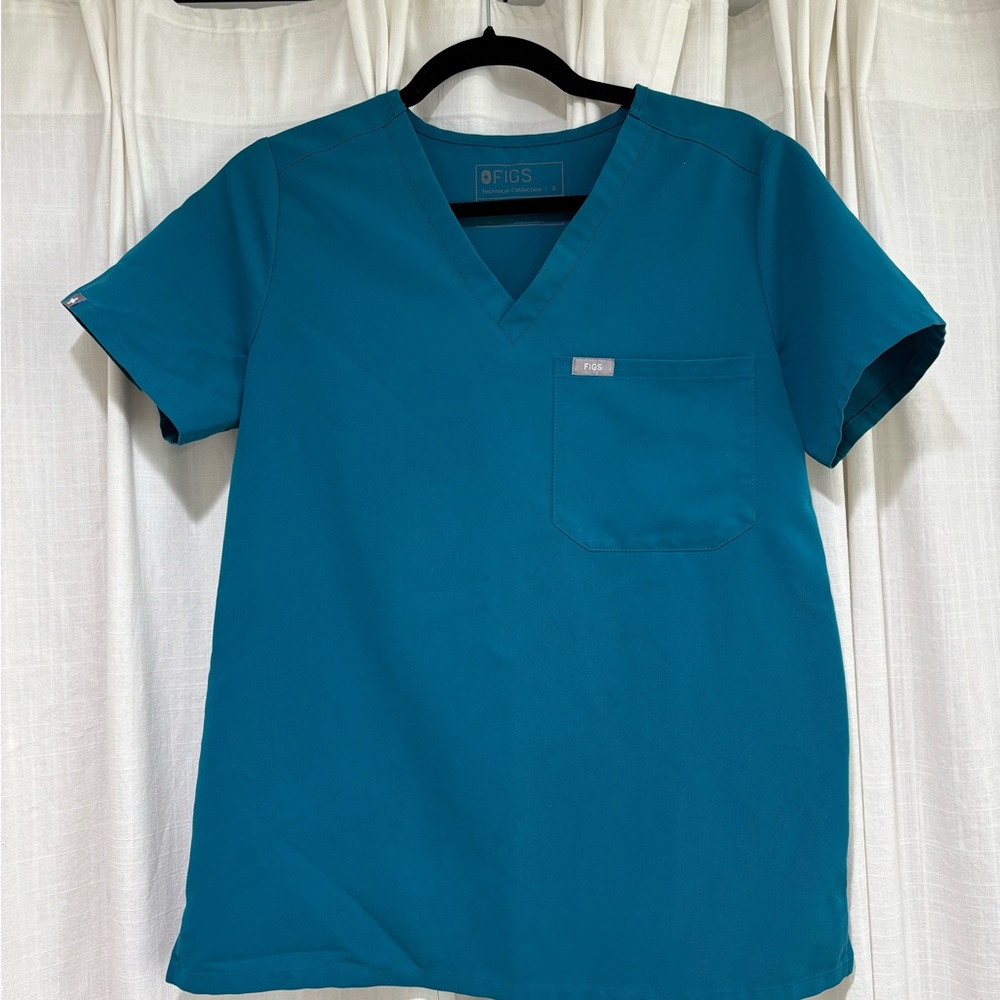 Figs Catarina One Pocket Scrub Top